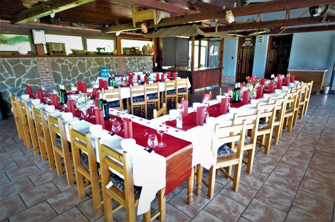 Restauracia Penzion Na Mlyne Stará Turá Exteriör bild